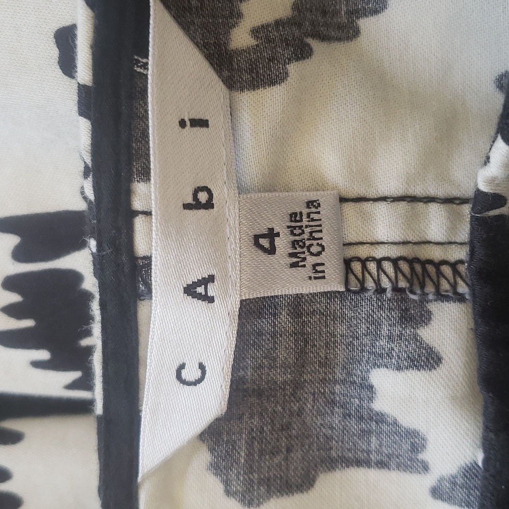 CAbi Dashing Skirt Black White Floral #937 | SIZE 4 - Picture 11 of 11